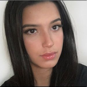 Meet your Posher, Cindy rose